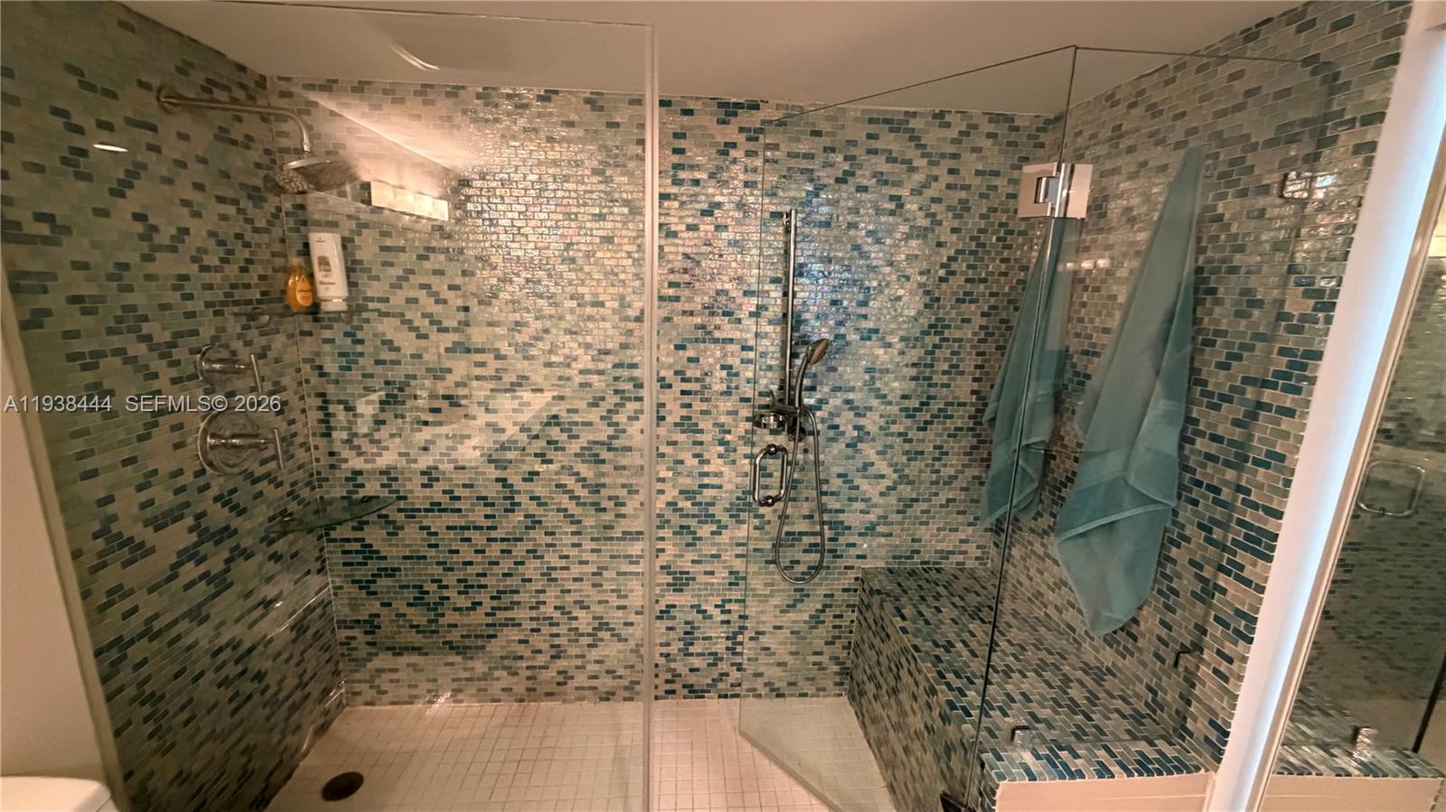 807 2 / 2 1357 sq. ft. $ 2026-01-05 0 Photo