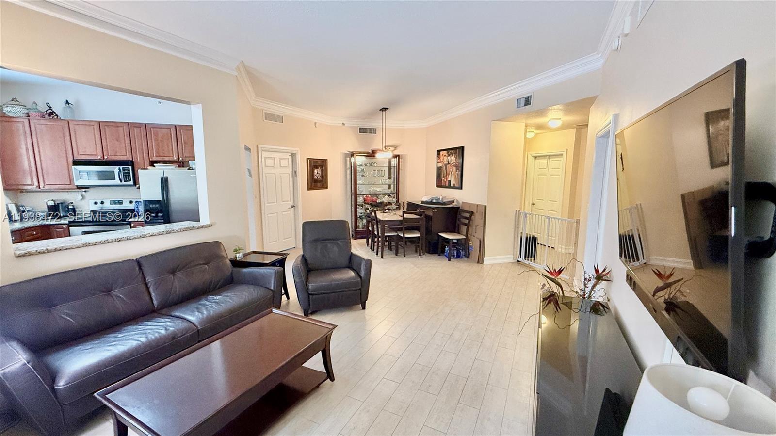 Photo of 3001 185th St  #112, Aventura, Florida, 33180 - 