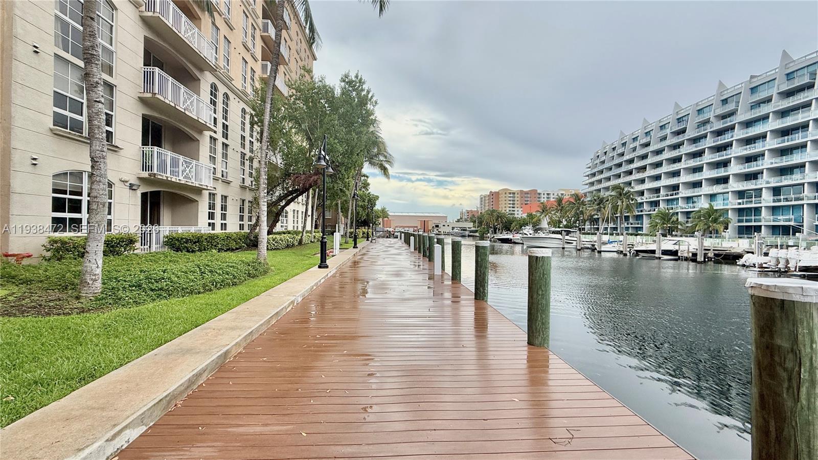 Photo of 3001 185th St  #112, Aventura, Florida, 33180 - 