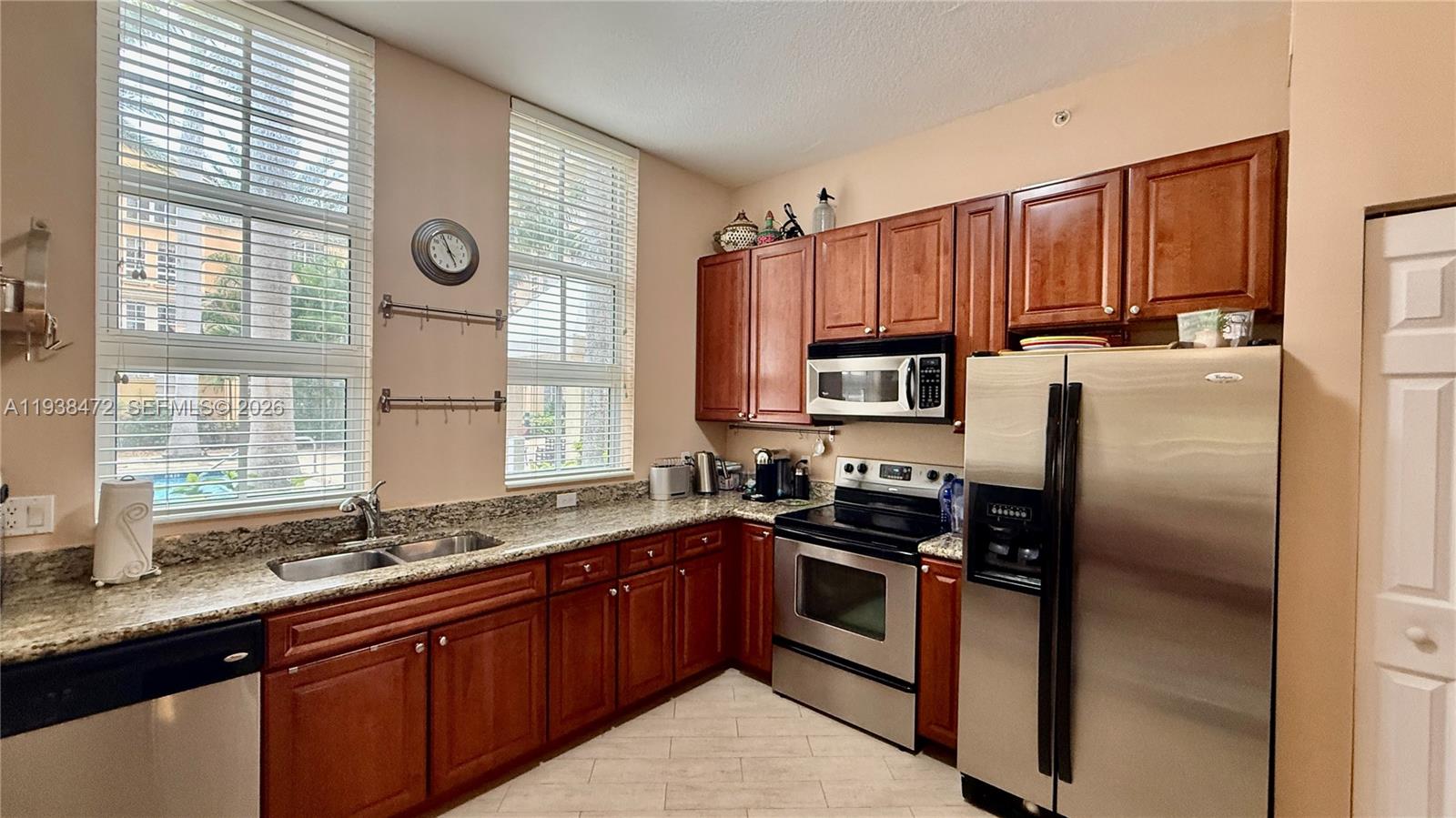 Photo of 3001 185th St  #112, Aventura, Florida, 33180 - 