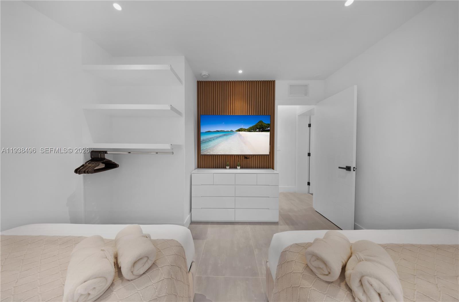   /  1605 sq. ft. $ 2026-01-05 0 Photo