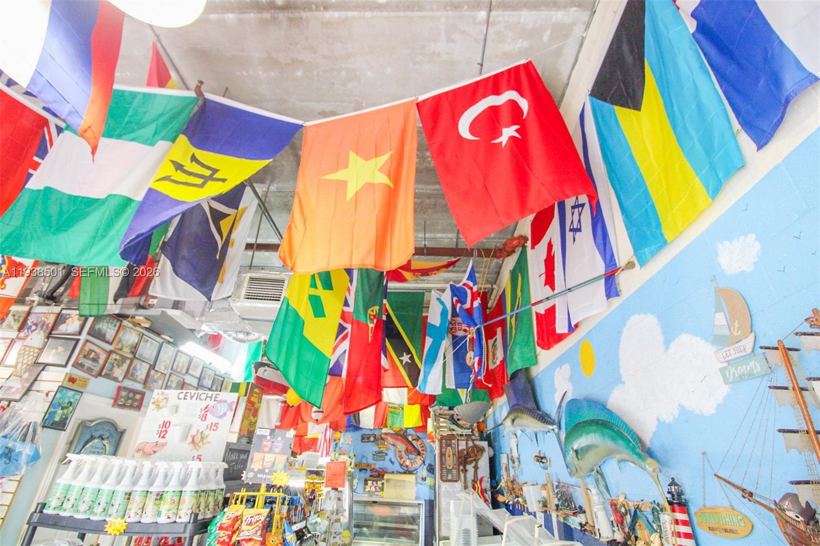   /   кв.футов $ 2026-01-05 0 Фото