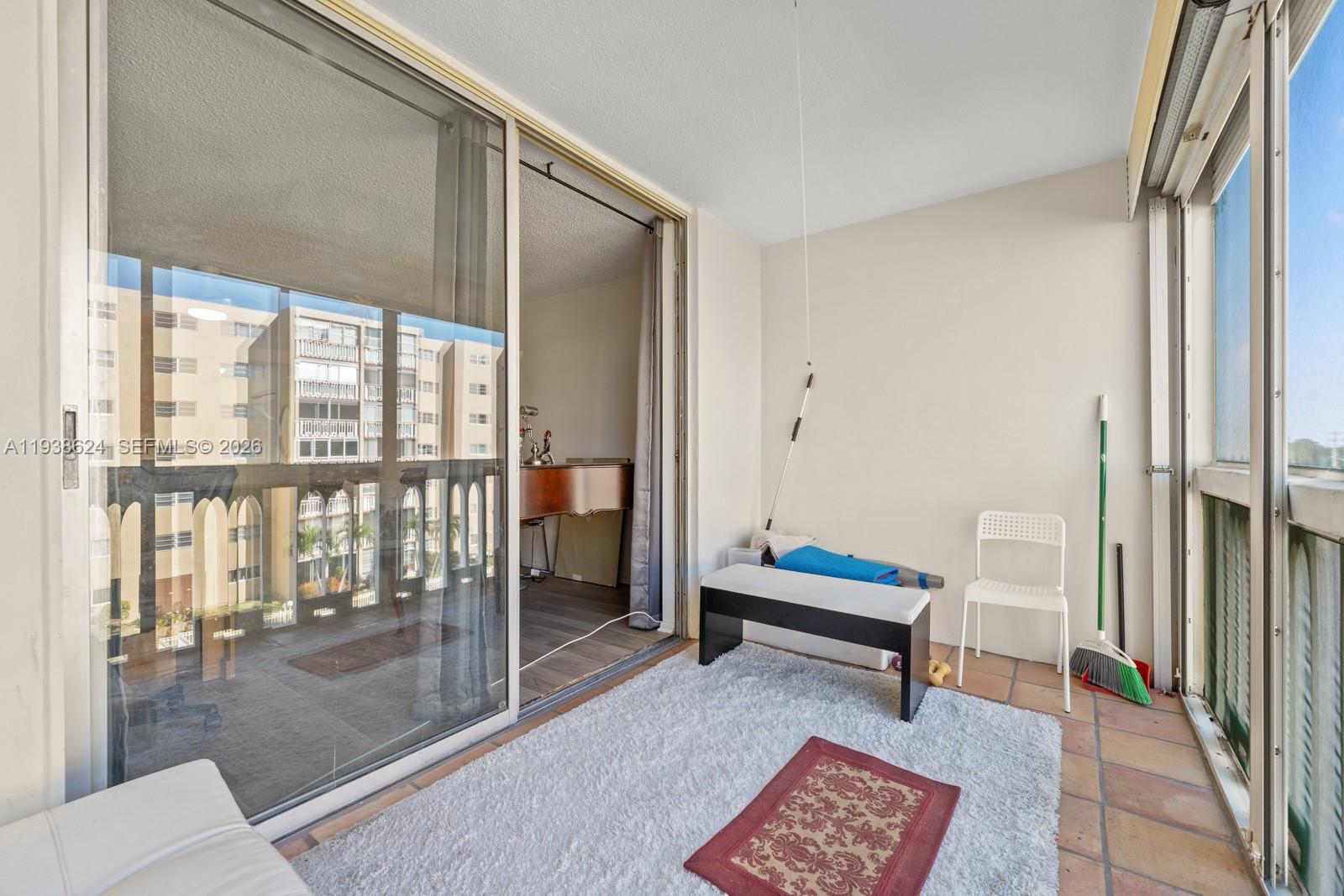 Photo of 421 14th Ave  #405, Hallandale Beach, Florida, 33009 - 