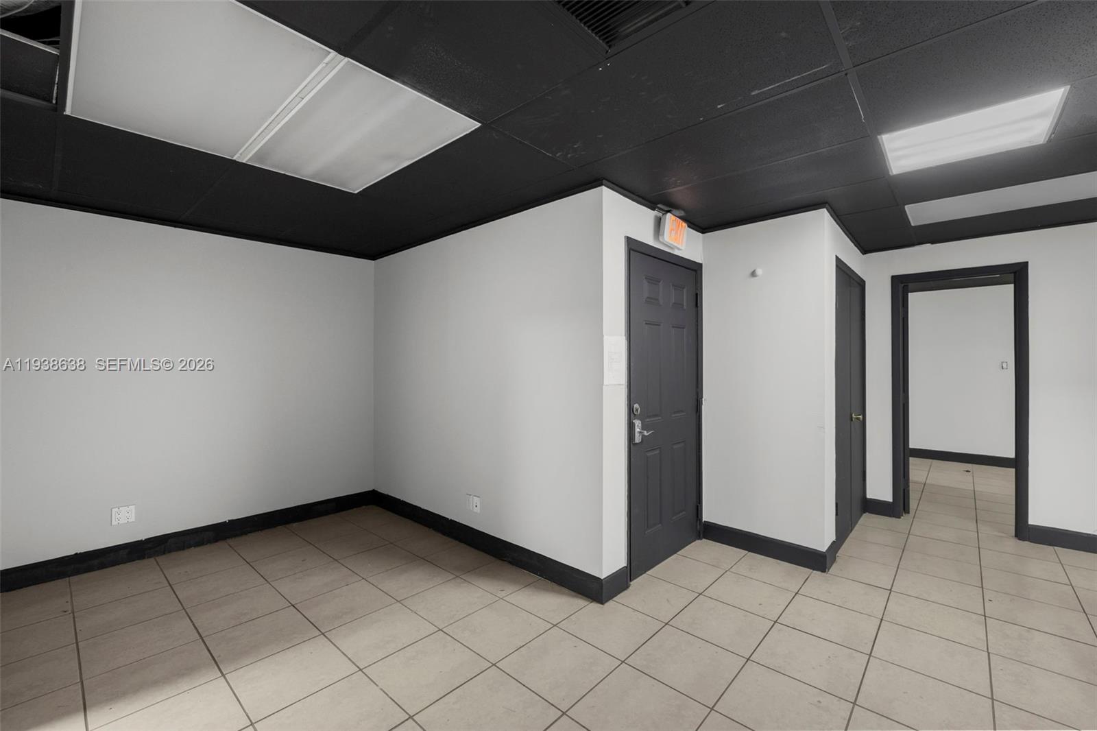   /   sq. ft. $ 2026-01-05 0 Photo