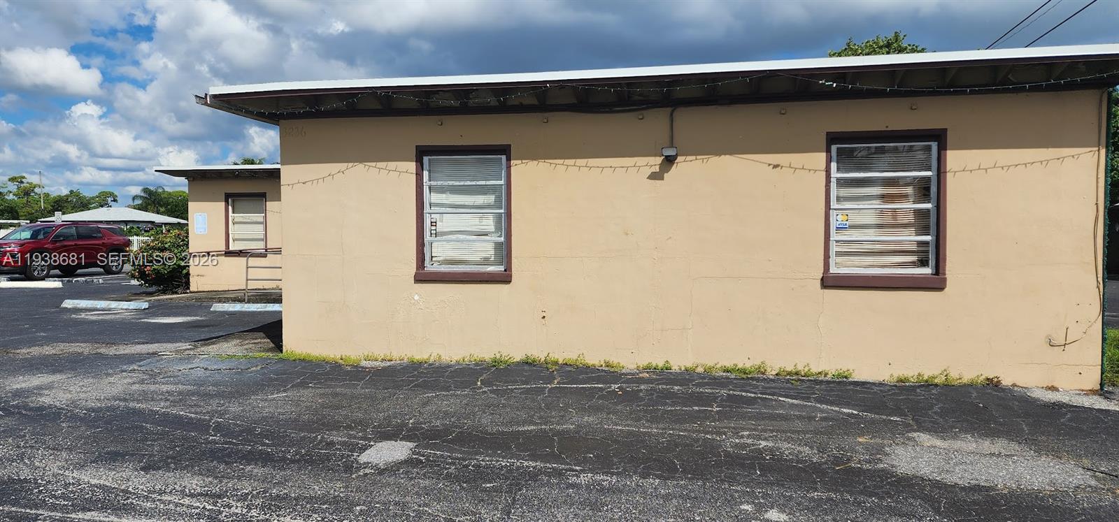 See details / sq. ft. $ 2026-01-05 0 Photo