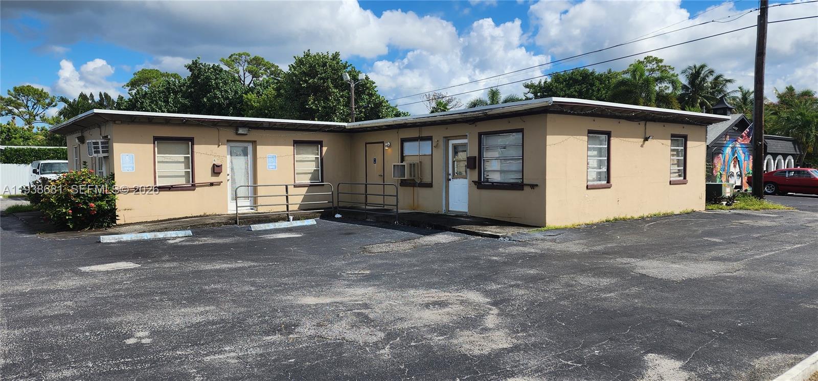 See details / sq. ft. $ 2026-01-05 0 Photo