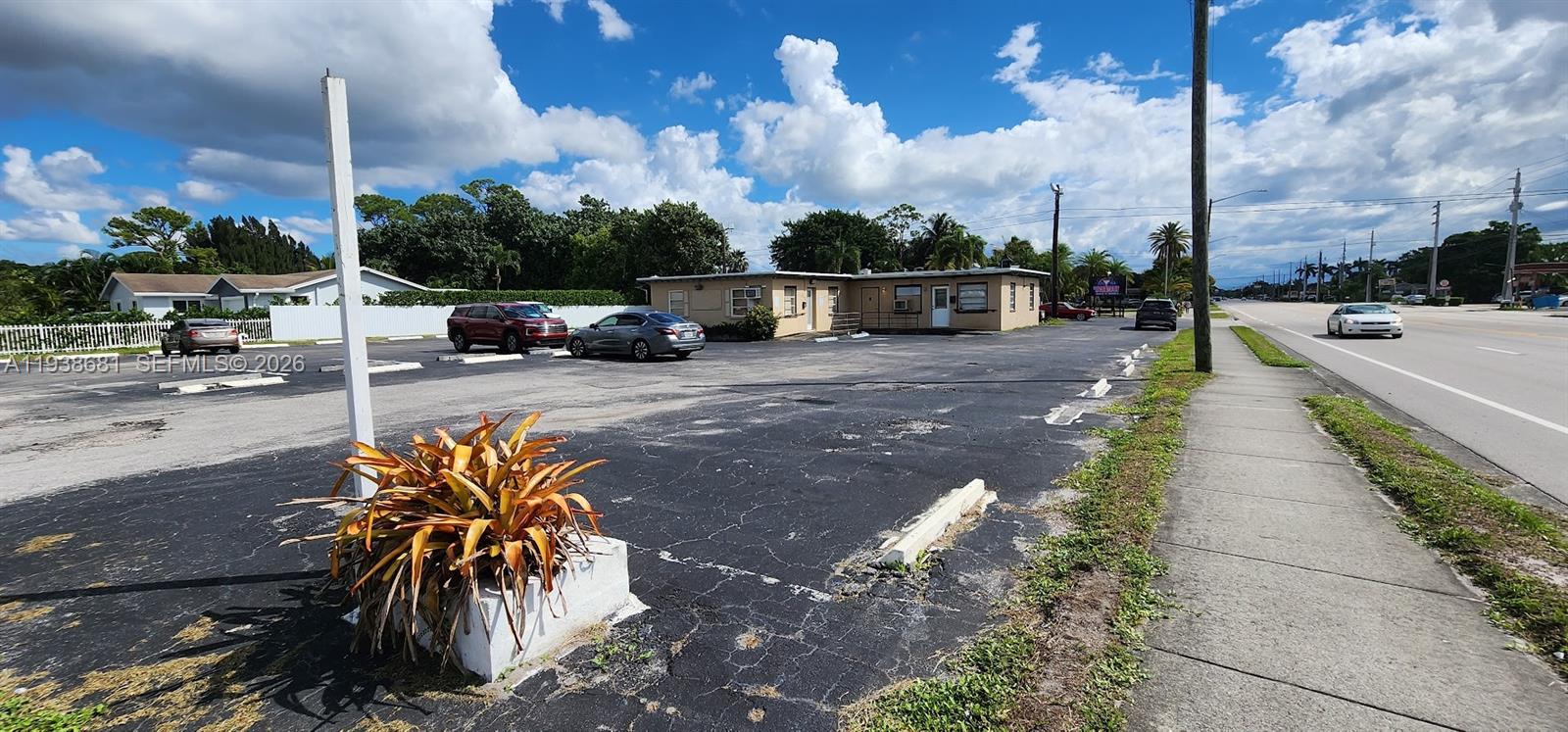 See details / sq. ft. $ 2026-01-05 0 Photo