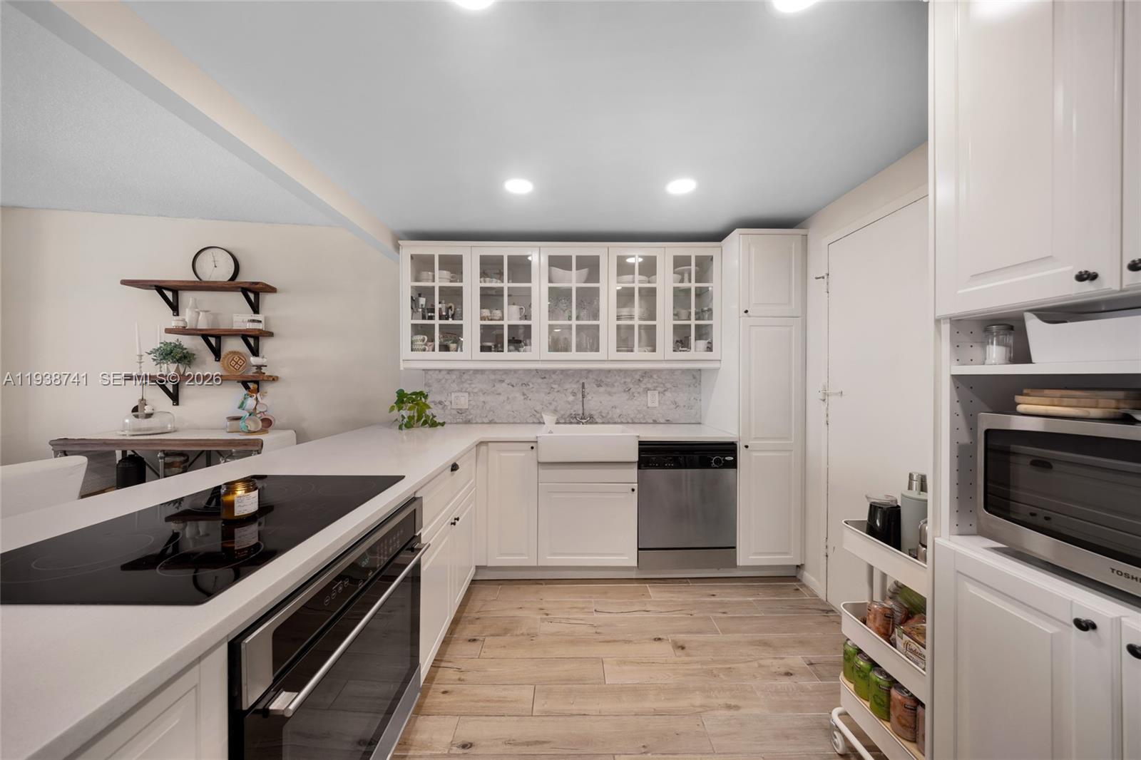 Photo of 3800 Ocean Dr  #817, Hollywood, Florida, 33019 - 