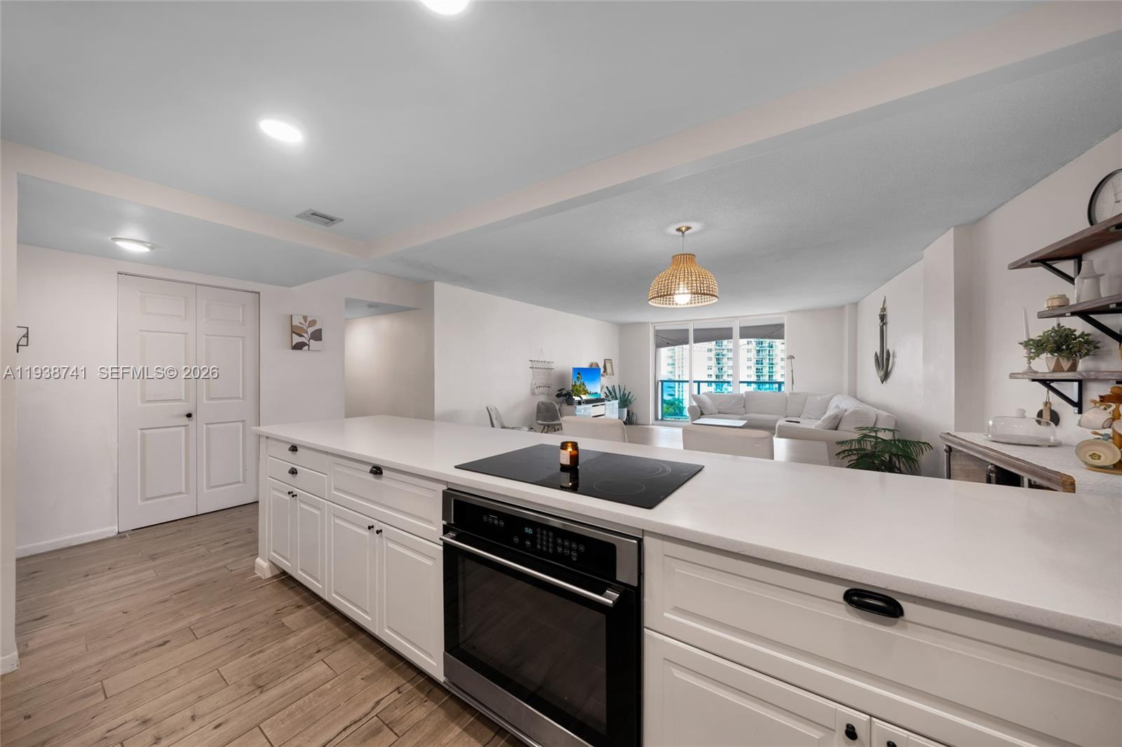 Photo of 3800 Ocean Dr  #817, Hollywood, Florida, 33019 - 