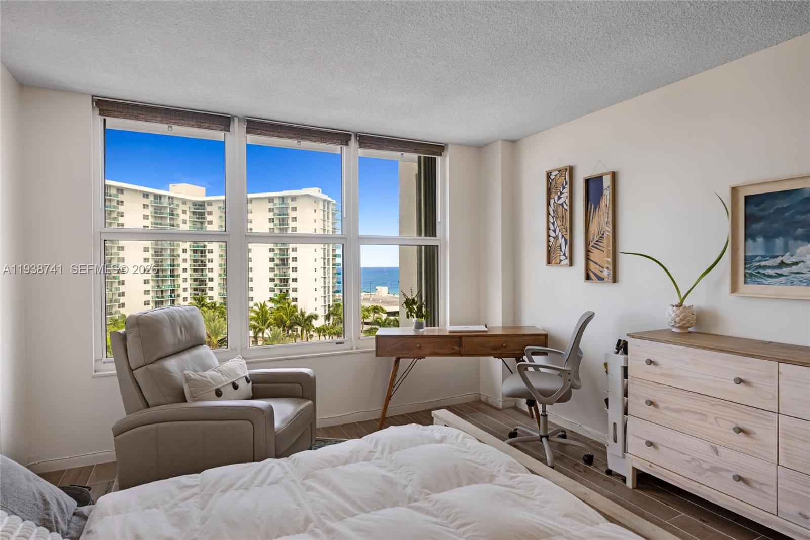 Photo of 3800 Ocean Dr  #817, Hollywood, Florida, 33019 - 