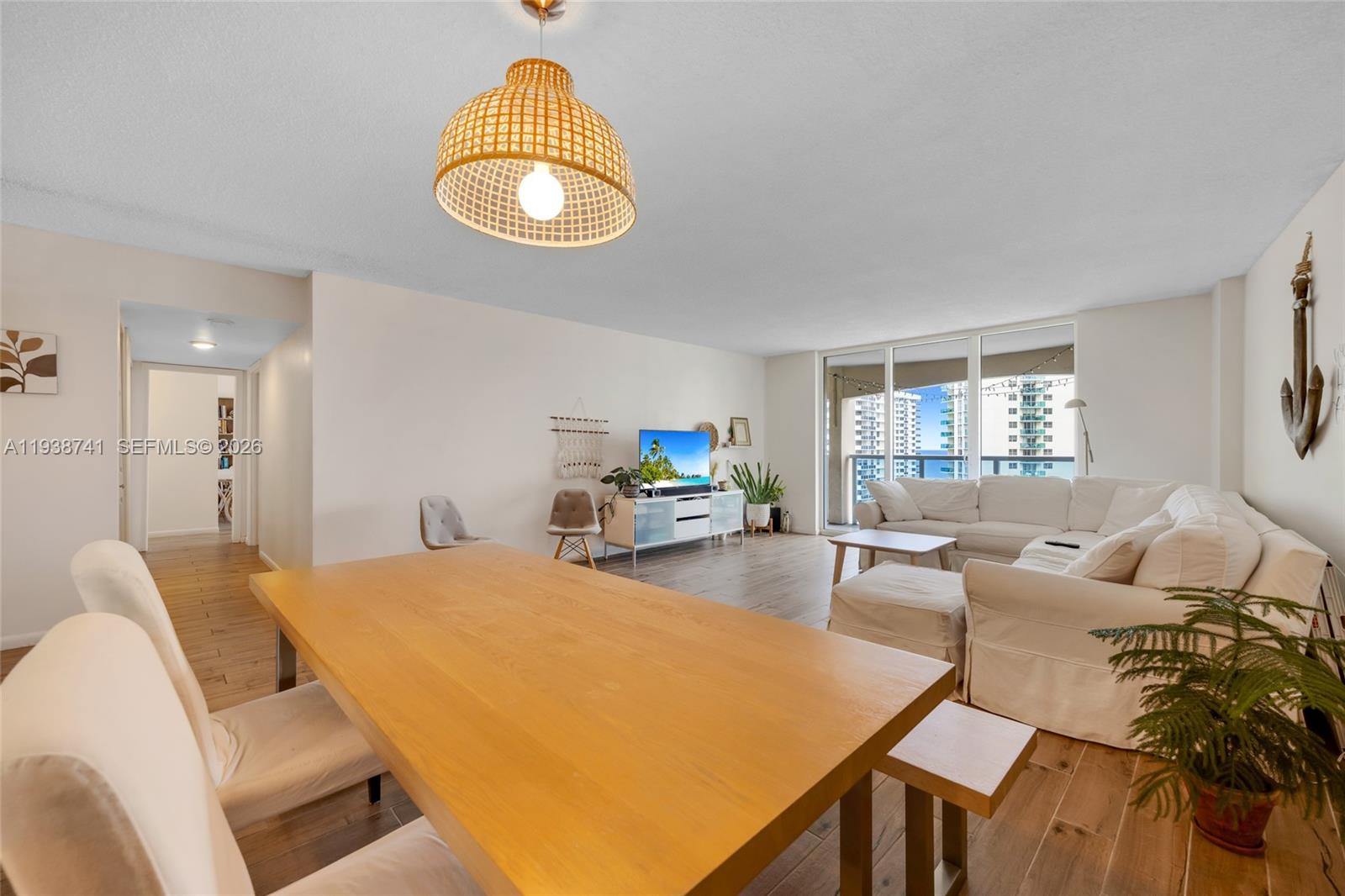 Photo of 3800 Ocean Dr  #817, Hollywood, Florida, 33019 - 