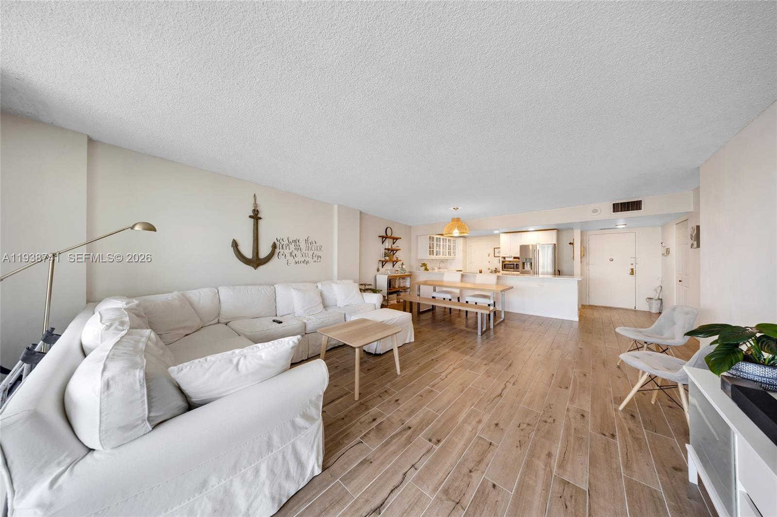 Photo of 3800 Ocean Dr  #817, Hollywood, Florida, 33019 - 