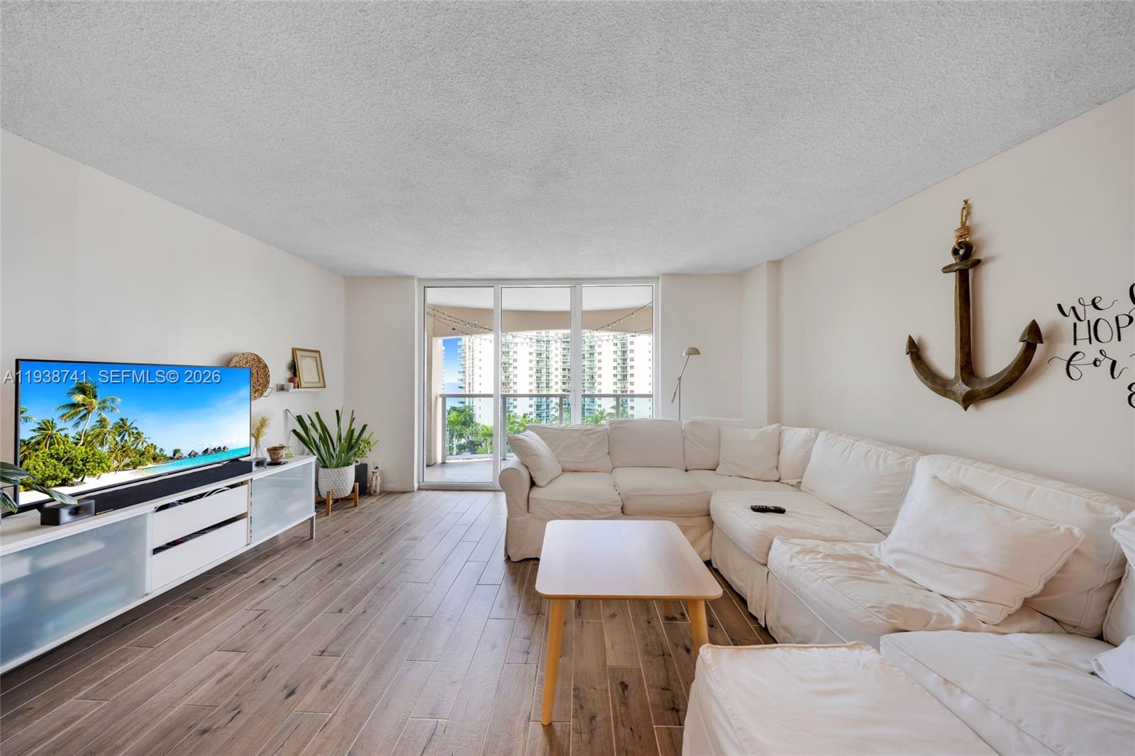 Photo of 3800 Ocean Dr  #817, Hollywood, Florida, 33019 - 