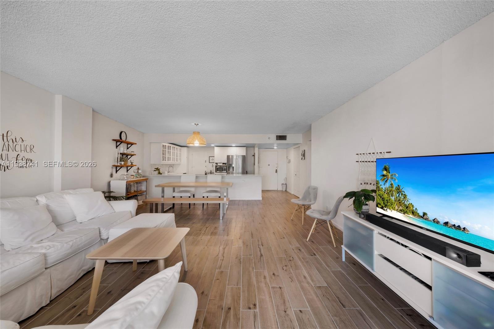 Photo of 3800 Ocean Dr  #817, Hollywood, Florida, 33019 - 