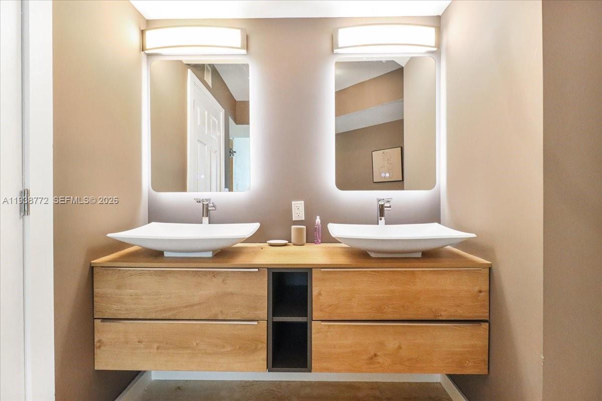 Photo of 18671 Collins Ave  #2404, Sunny Isles Beach, Florida, 33160 - 