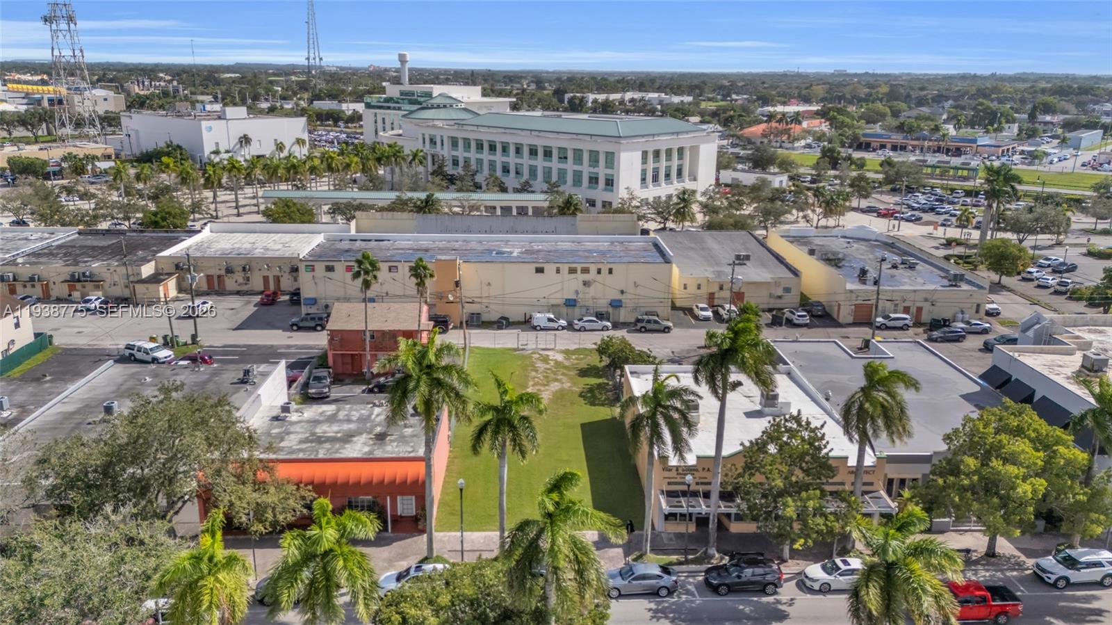   /   кв.футов $ 2026-01-05 0 Фото