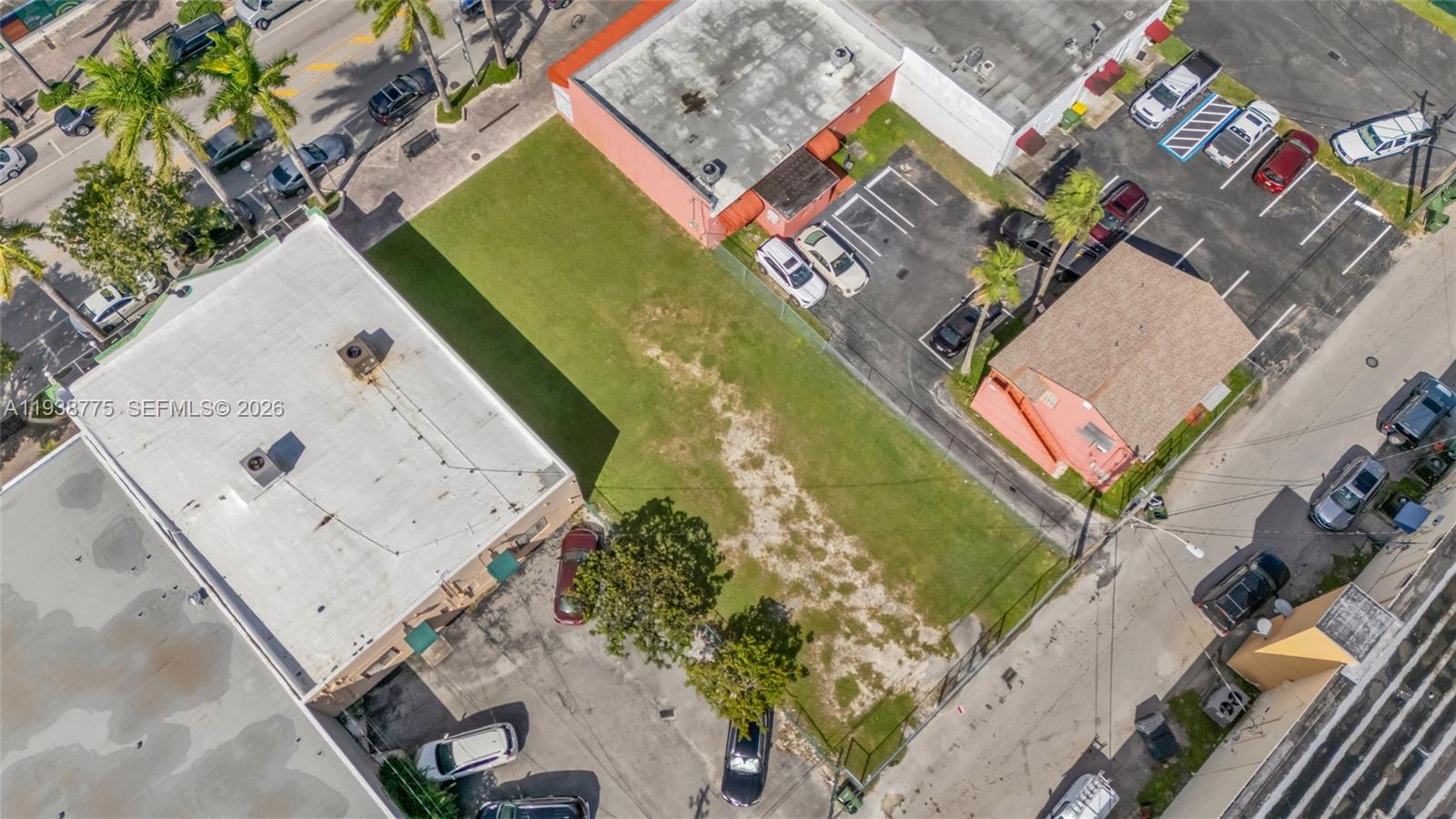   /   кв.футов $ 2026-01-05 0 Фото