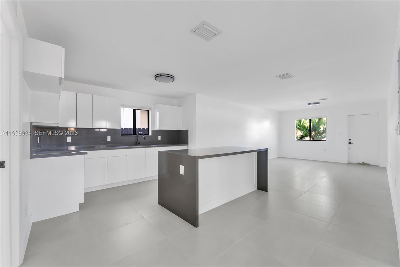   /  0 sq. ft. $ 2026-01-19 0 Photo