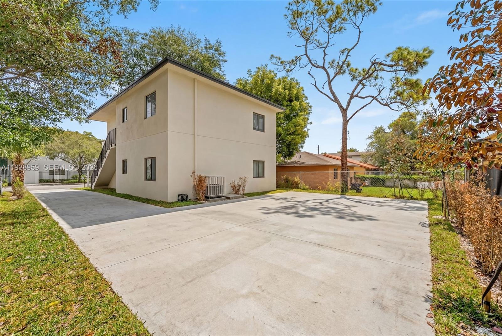   /  0 sq. ft. $ 2026-01-05 0 foto