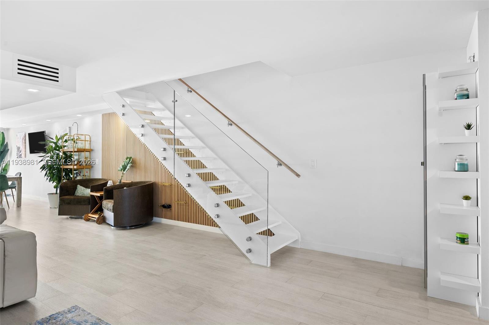 Photo of 918 26th Ave  (918), Hallandale Beach, Florida, 33009 - 