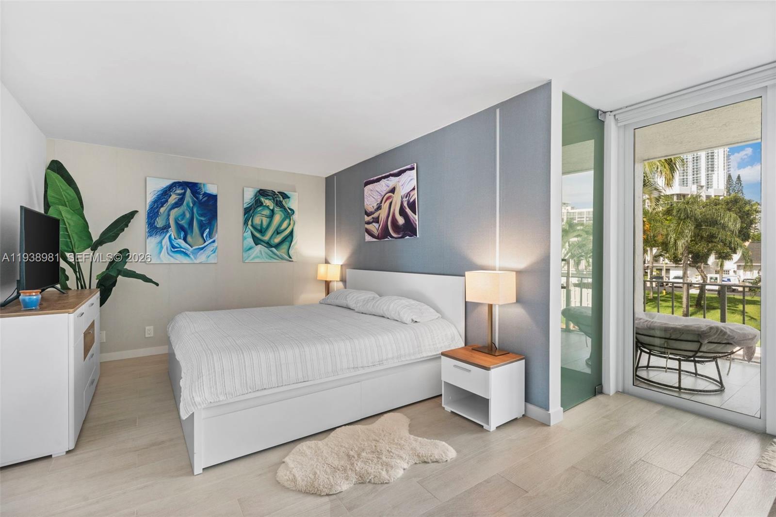 Photo of 918 26th Ave  (918), Hallandale Beach, Florida, 33009 - 