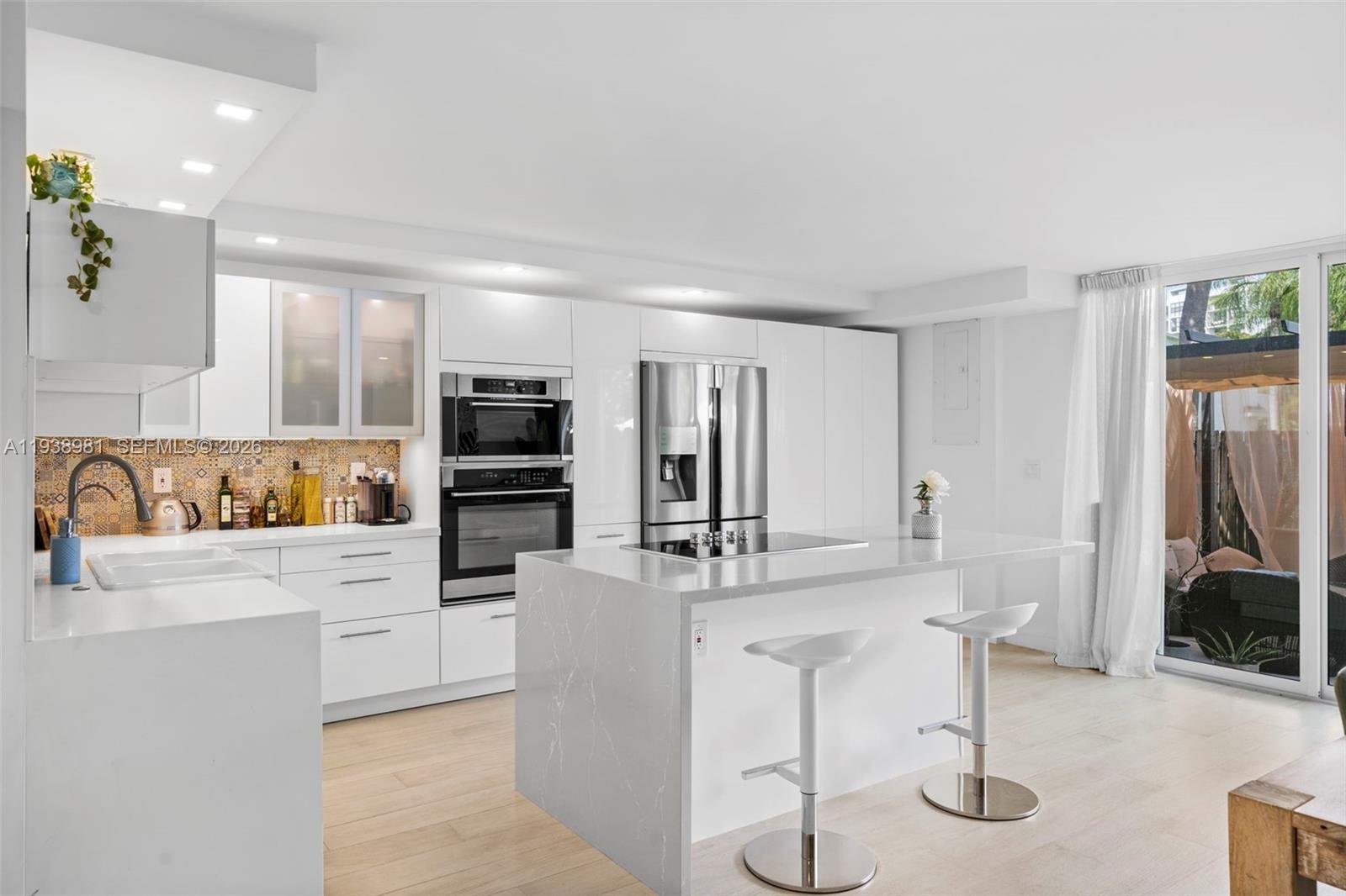 Photo of 918 26th Ave  (918), Hallandale Beach, Florida, 33009 - 