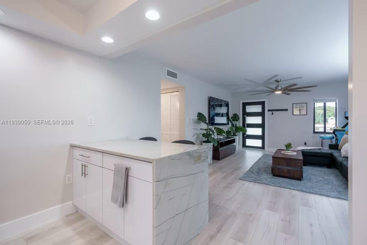 See details / 4461 sq. ft. $ 2026-01-05 0 Photo