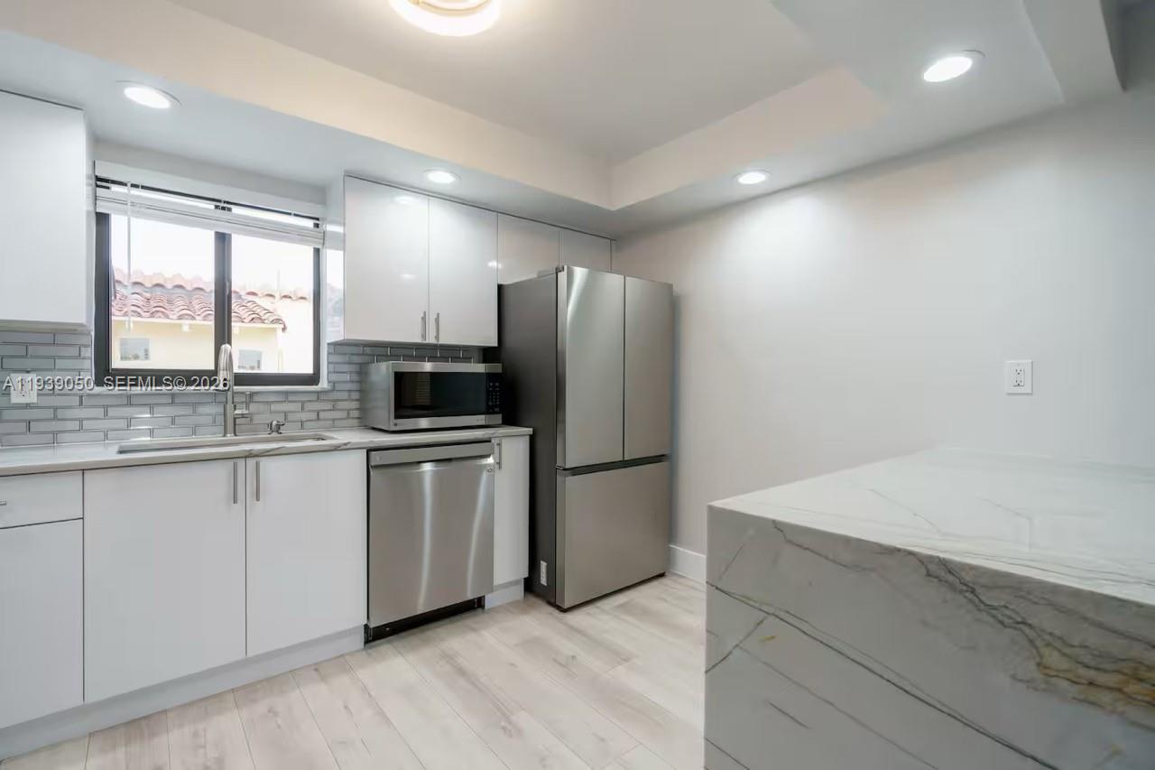 See details / 4461 sq. ft. $ 2026-01-05 0 Photo