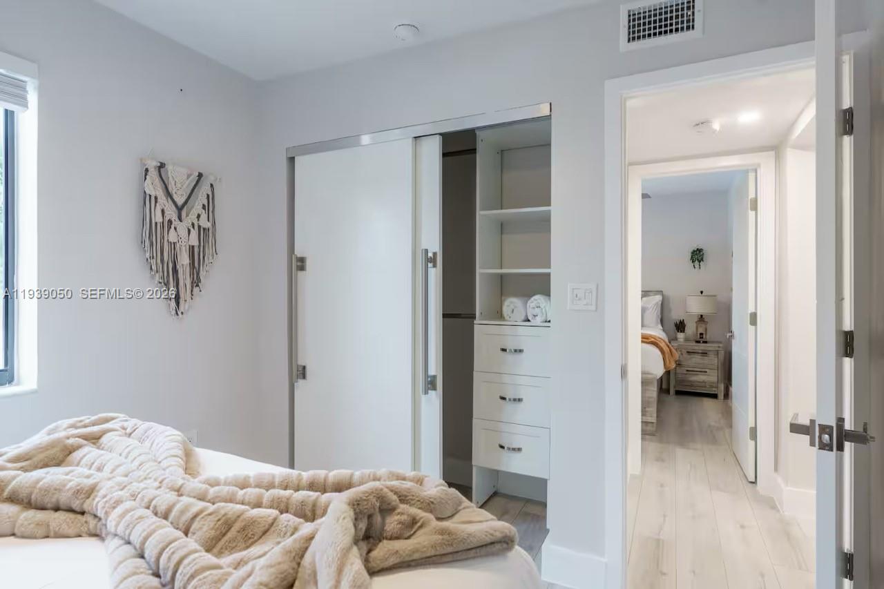 See details / 4461 sq. ft. $ 2026-01-05 0 Photo