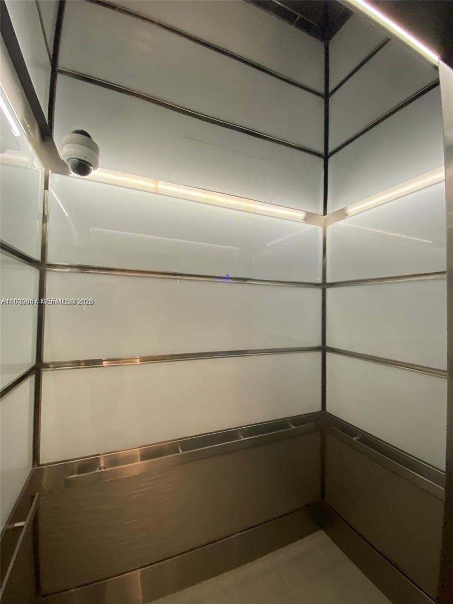 Photo of 3001 Ocean Dr  #1217, Hollywood, Florida, 33019 - 