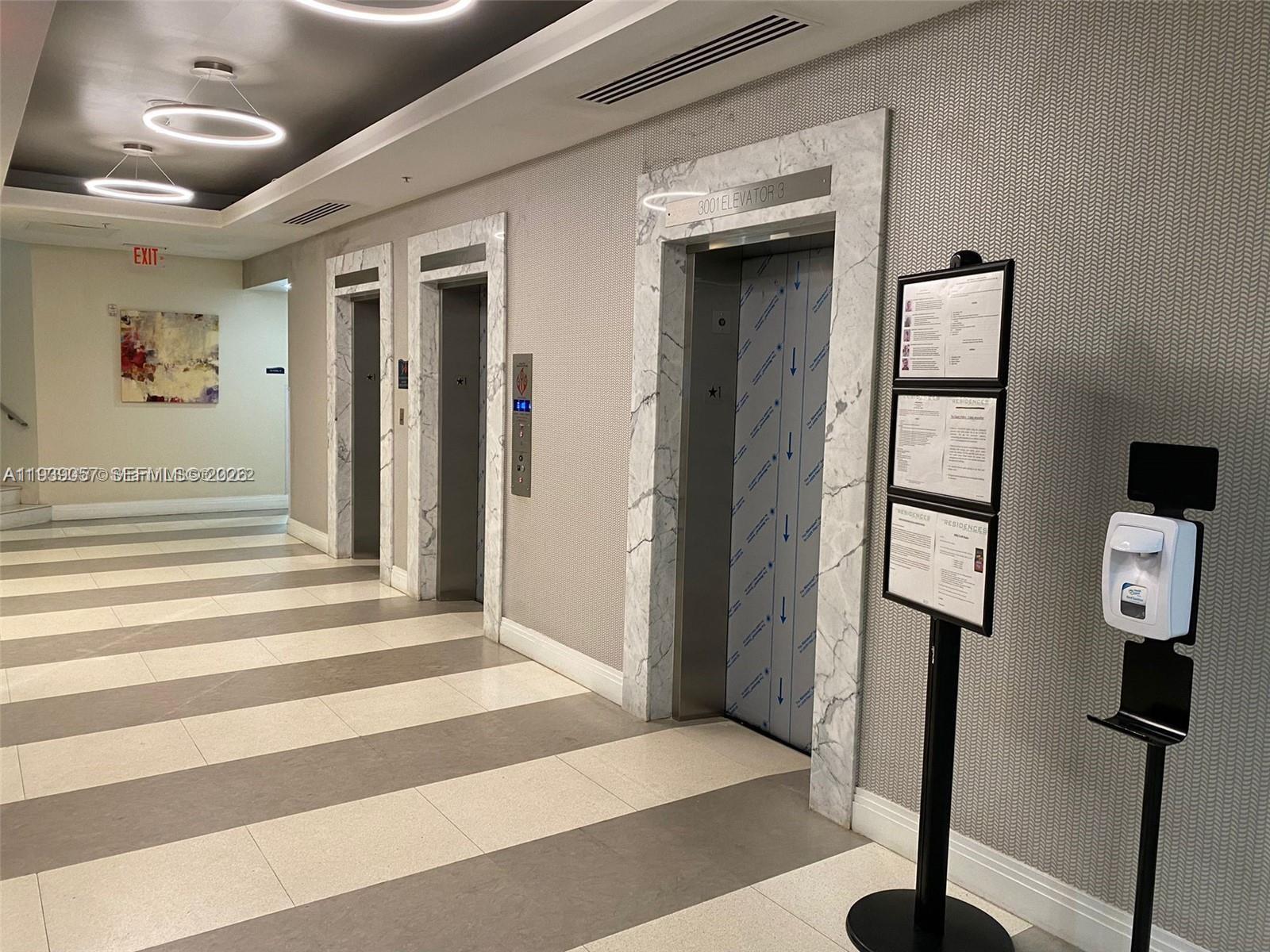 Photo of 3001 Ocean Dr  #1217, Hollywood, Florida, 33019 - 