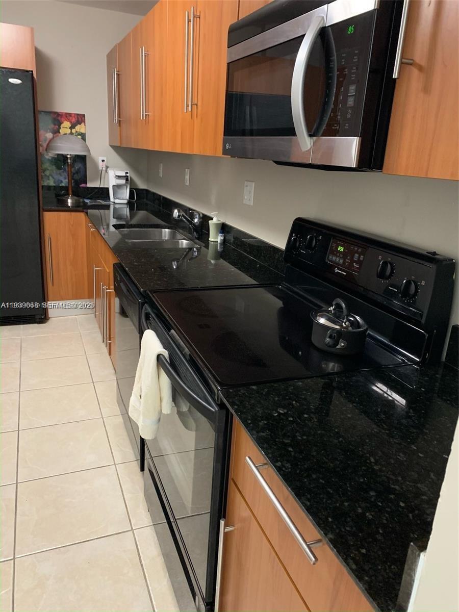 Photo of 3001 Ocean Dr  #1531, Hollywood, Florida, 33019 - 