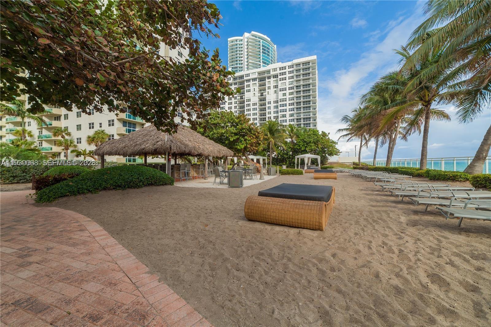 Photo of 3001 Ocean Dr  #1531, Hollywood, Florida, 33019 - 