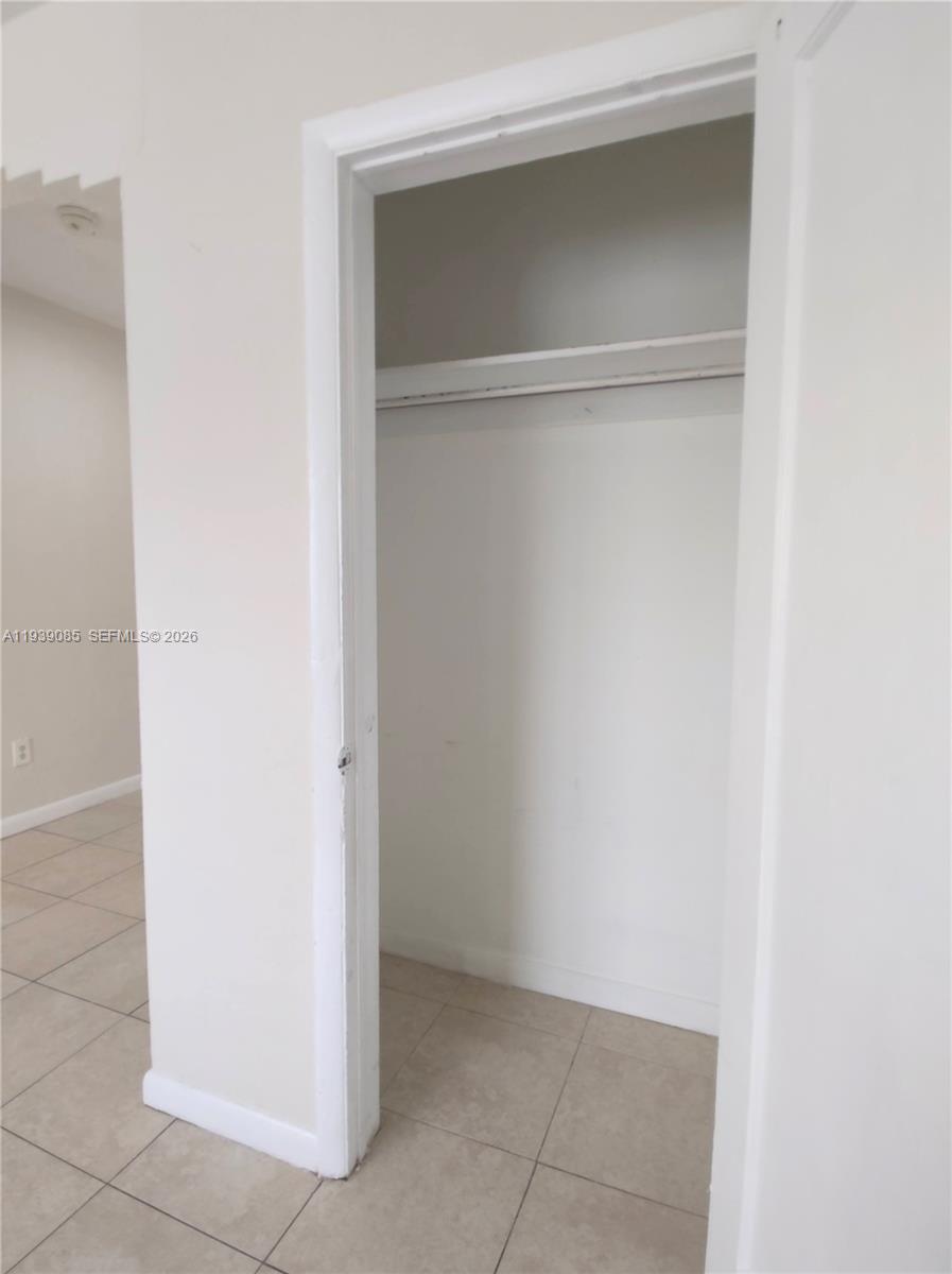 Ver detalles / 4712 sq. ft. $ 2026-01-05 0 foto