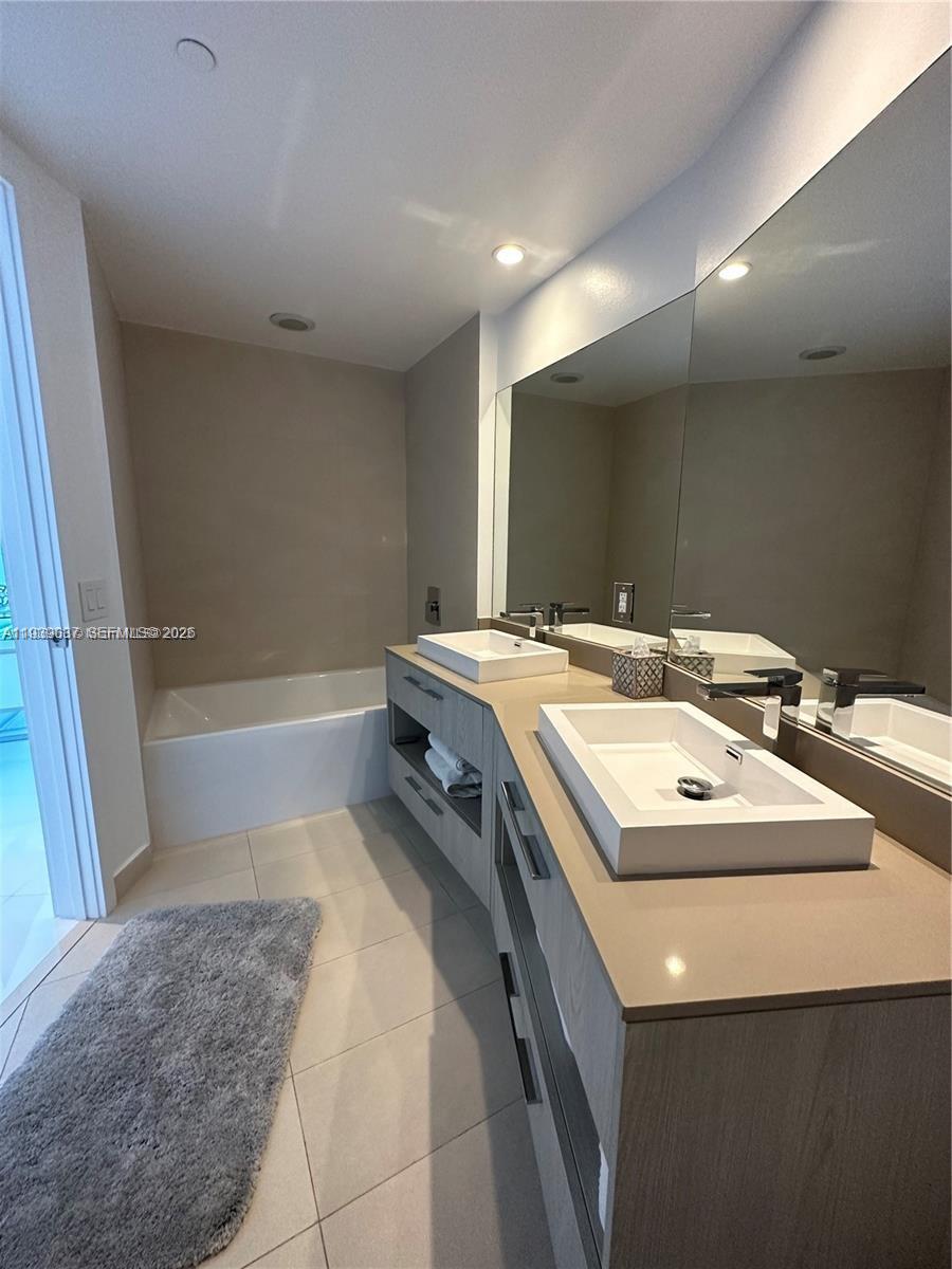 2902 2 / 2 1145 кв.футов $ 2026-01-05 0 Фото