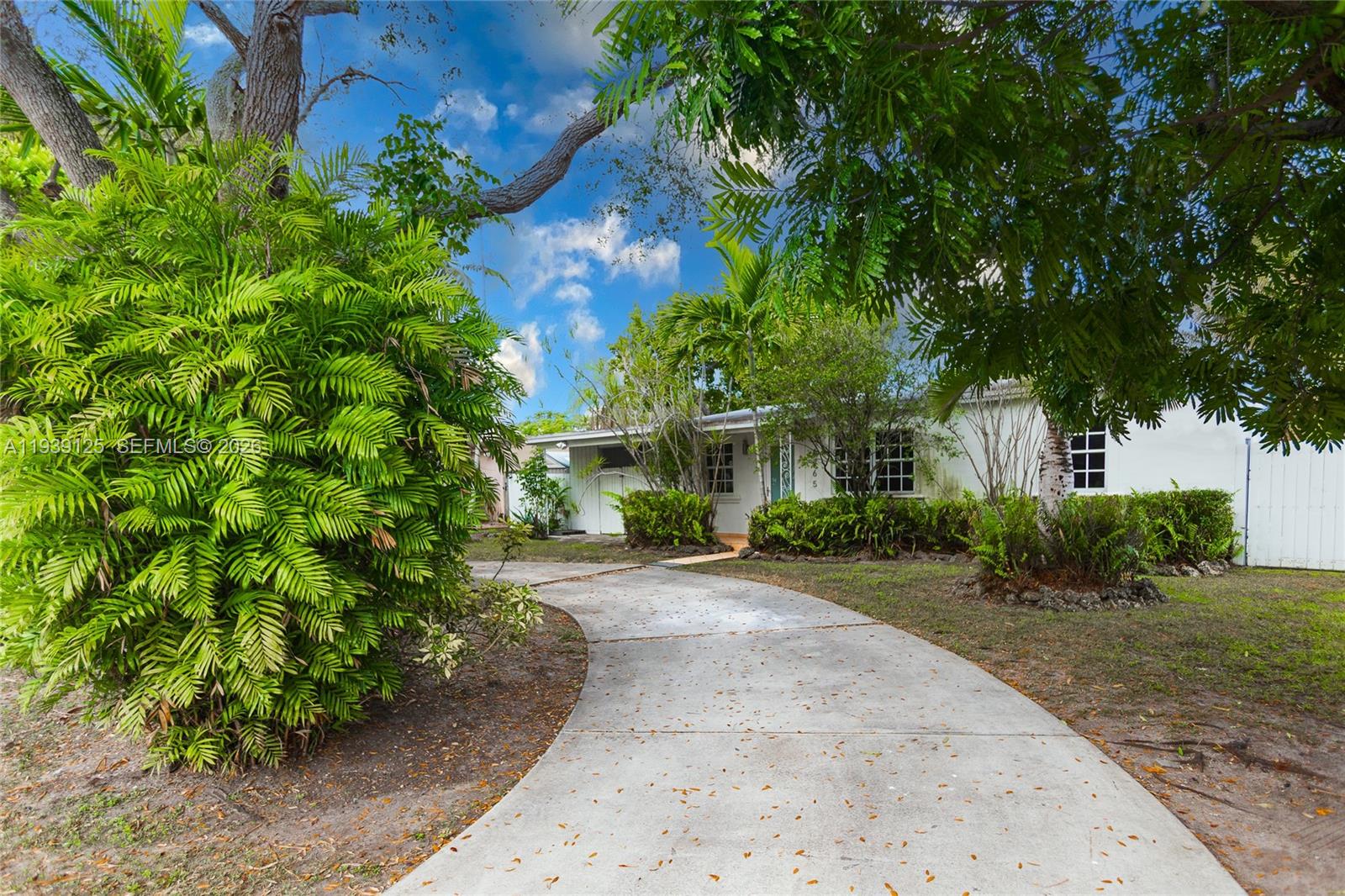 6765 3 / 1 1066 sq. ft. $ 2026-01-08 0 Photo