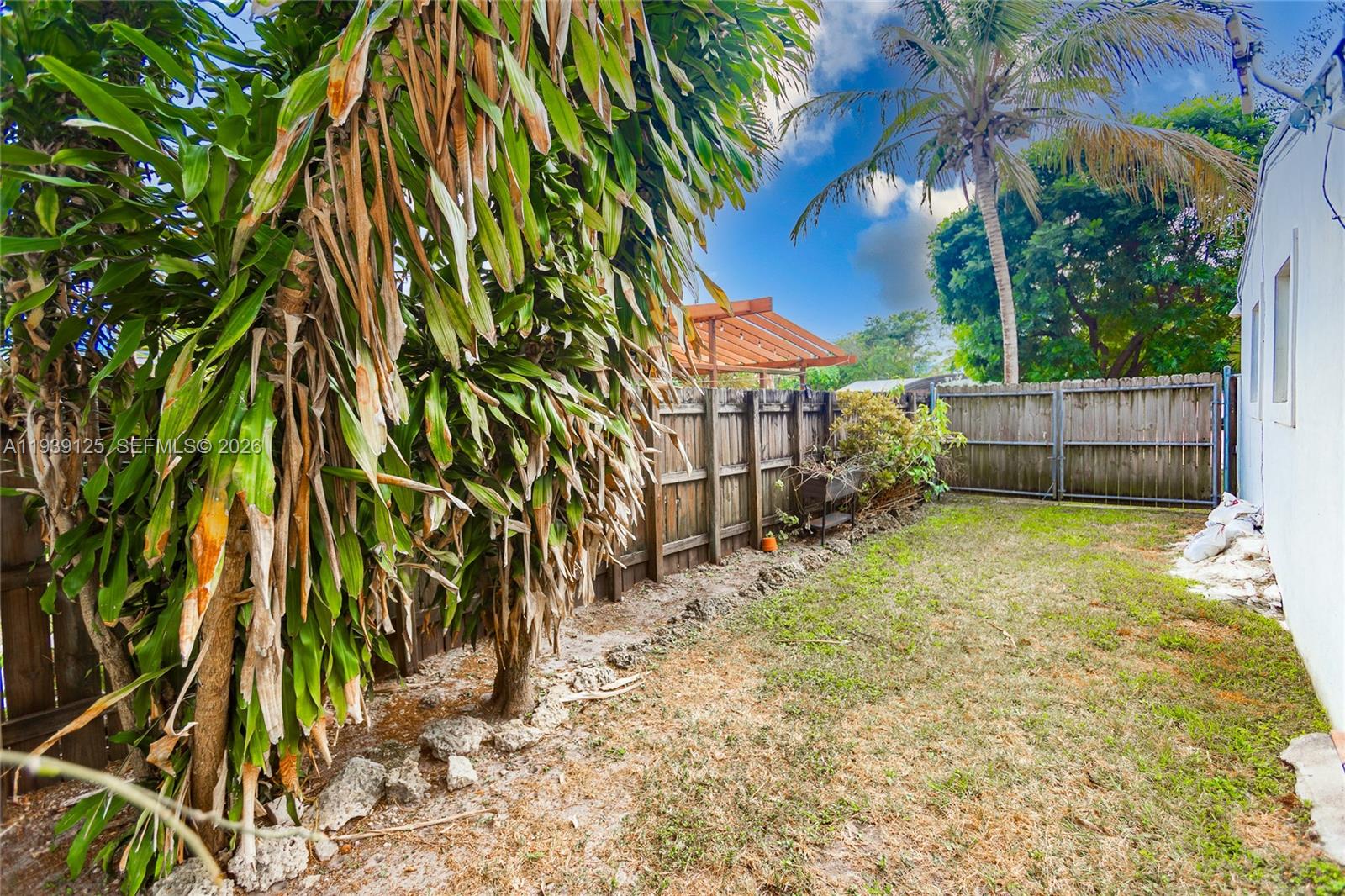 6765 3 / 1 1066 sq. ft. $ 2026-01-08 0 Photo