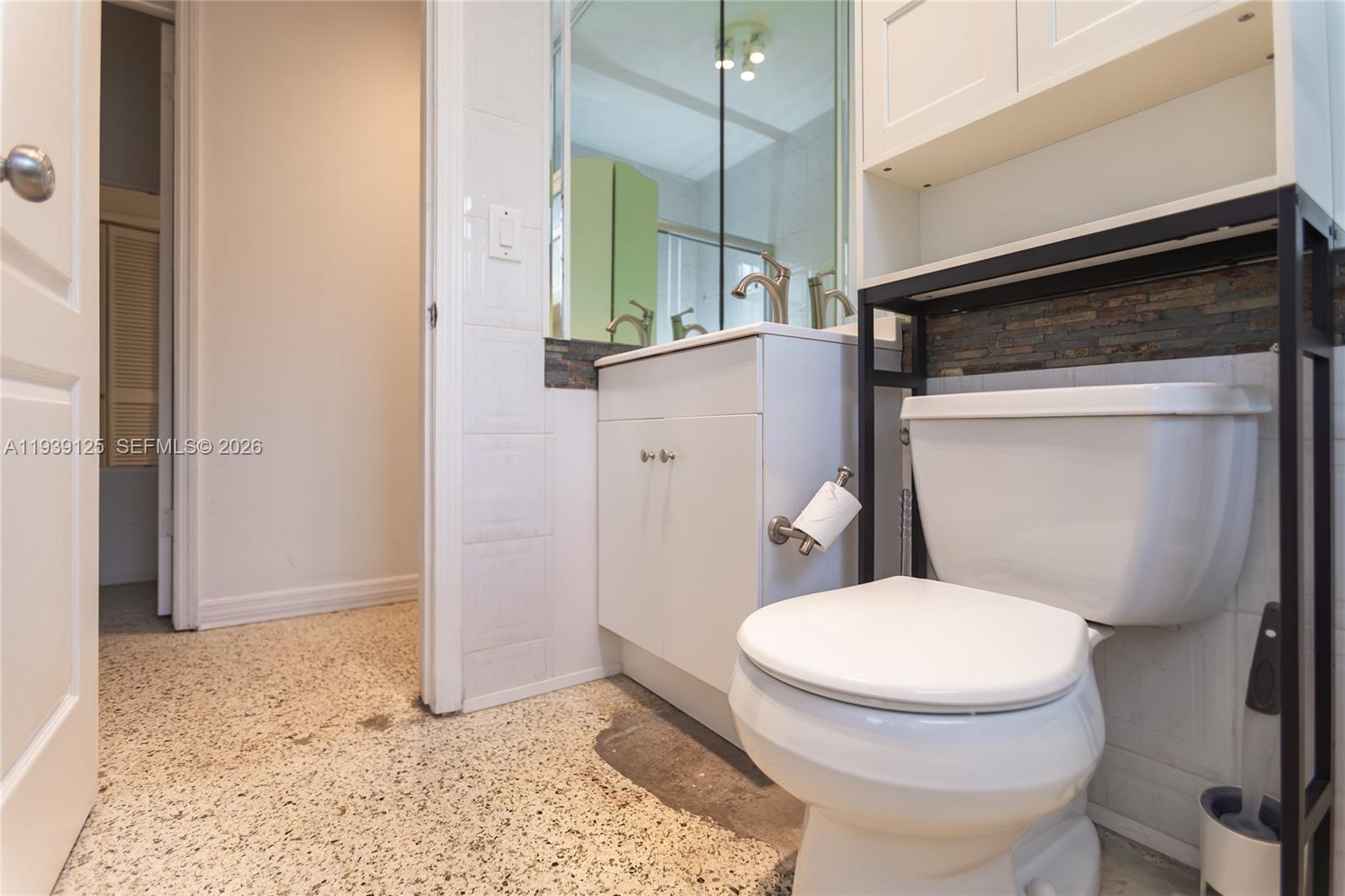 6765 3 / 1 1066 sq. ft. $ 2026-01-08 0 Photo