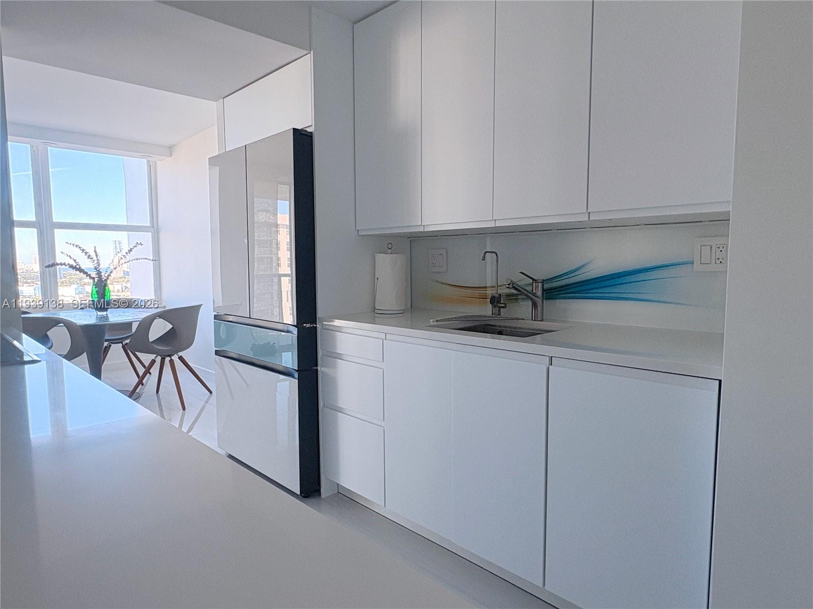 See details 2205 1 / 2 938 sq. ft. $ 2026-01-05 0 Photo