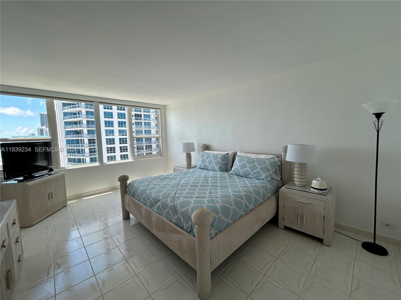 Photo of 3505 Ocean Dr  #1514, Hollywood, Florida, 33019 - 