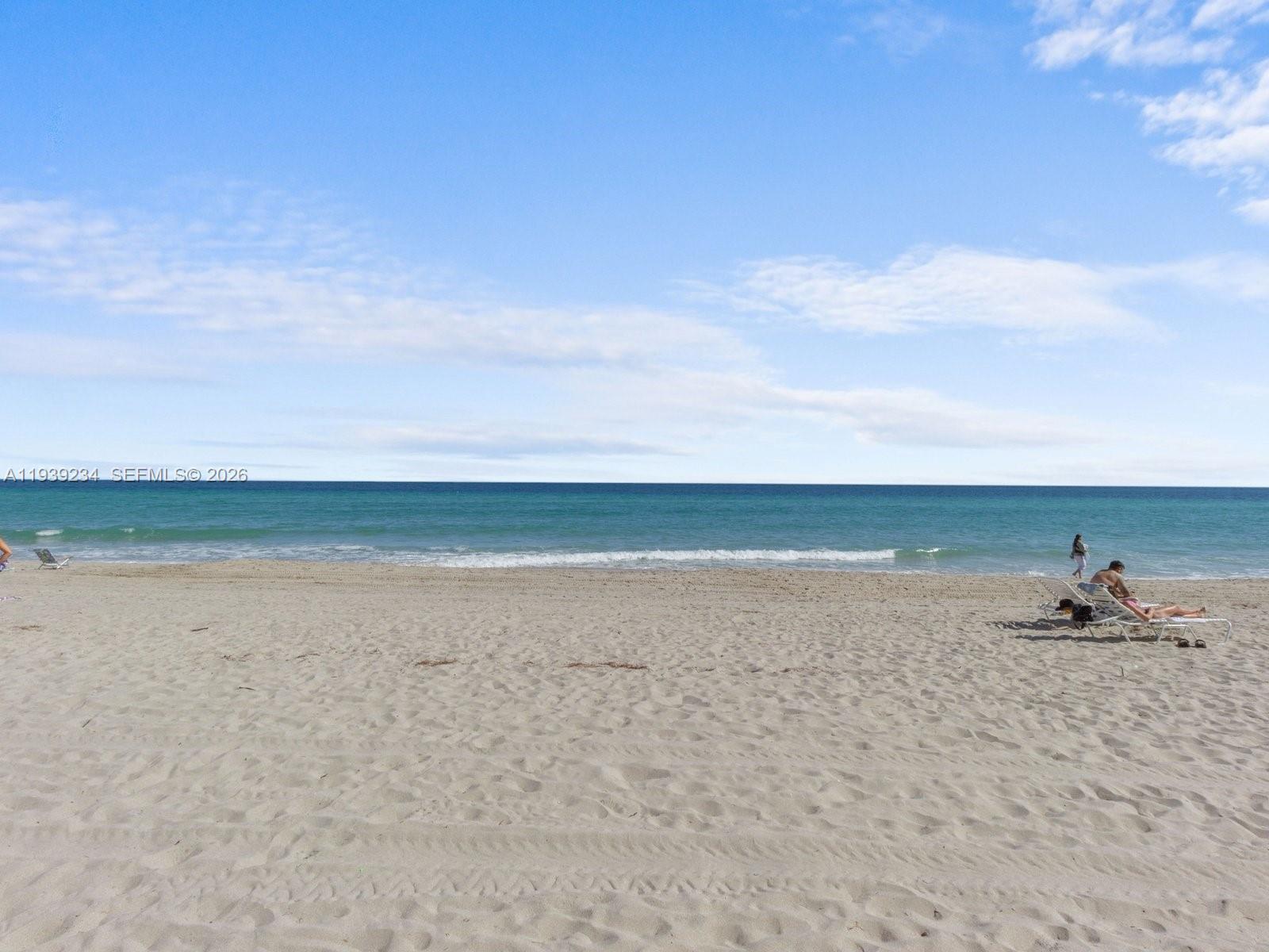 Photo of 3505 Ocean Dr  #1514, Hollywood, Florida, 33019 - 