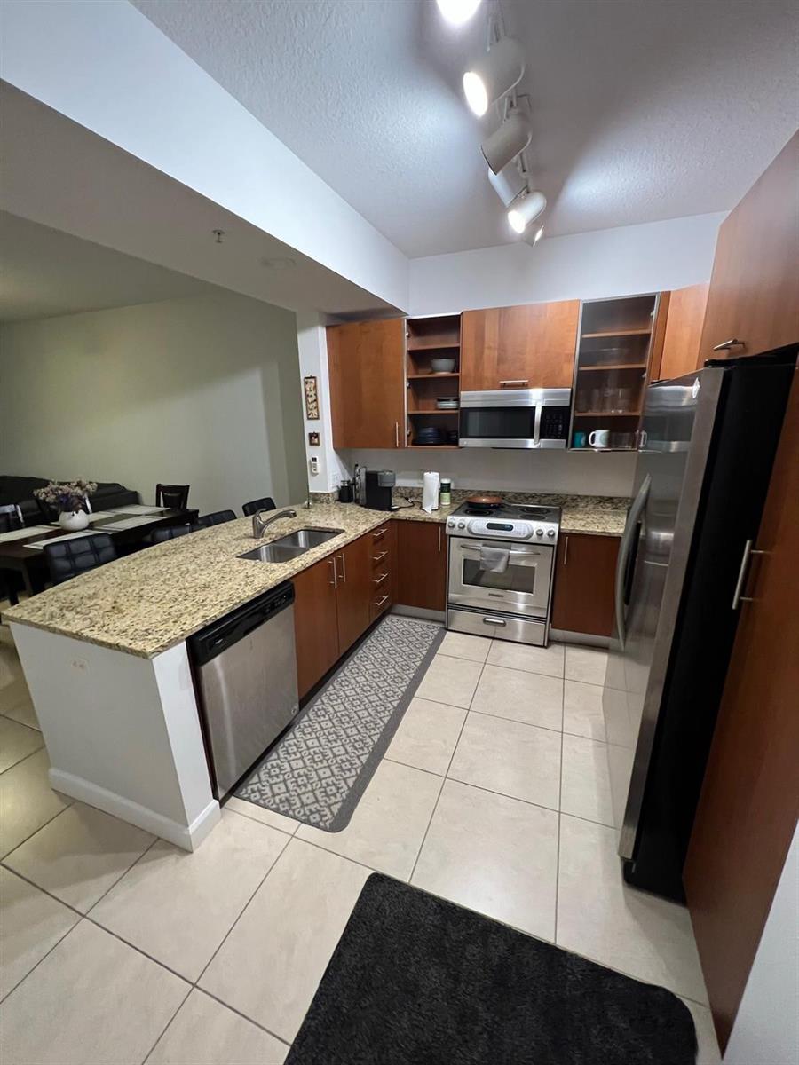 Photo of 1945 Ocean #910, Hallandale Beach, Florida, 33009 - Photo 18
