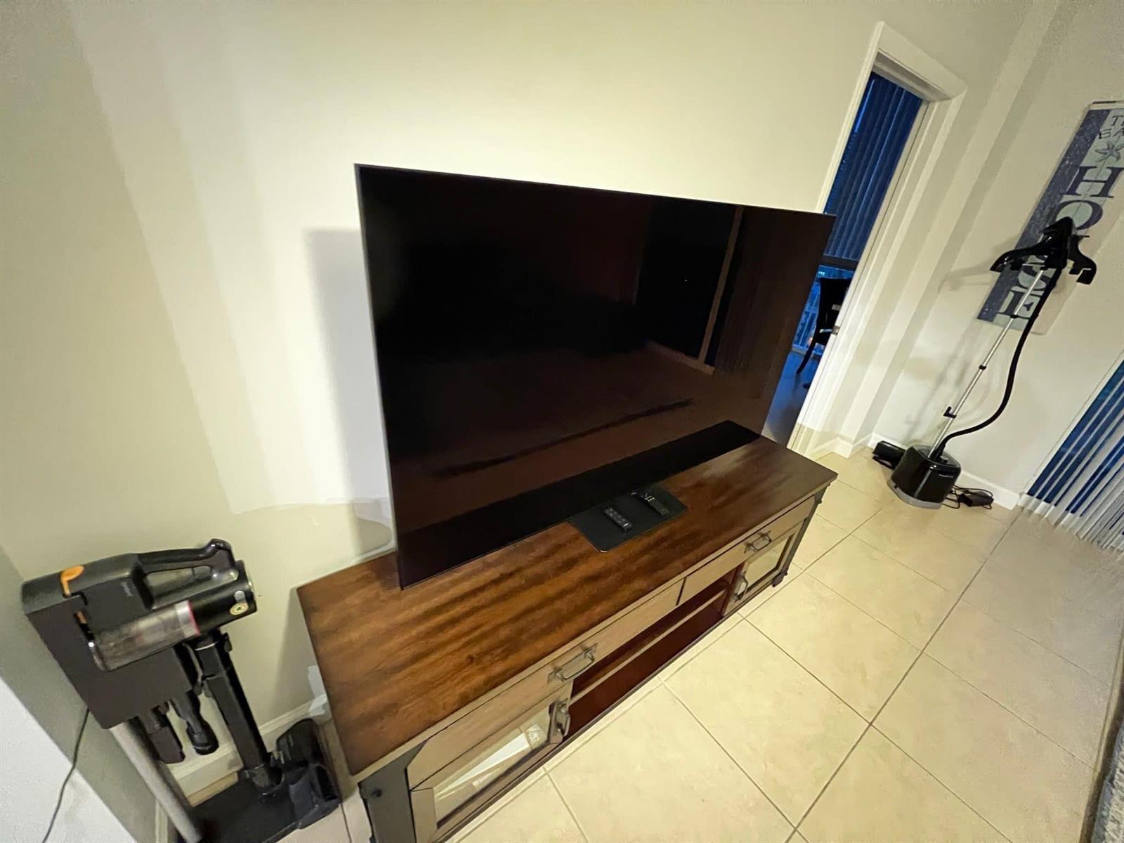 Photo of 1945 Ocean #910, Hallandale Beach, Florida, 33009 - Photo 21