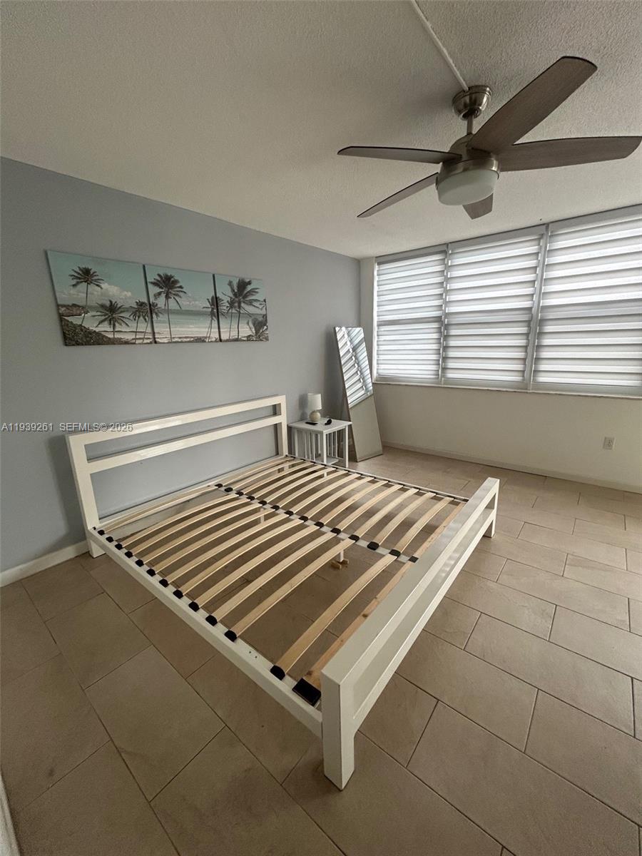 See details 403-1 2 / 2 1317 sq. ft. $ 2026-01-05 0 Photo