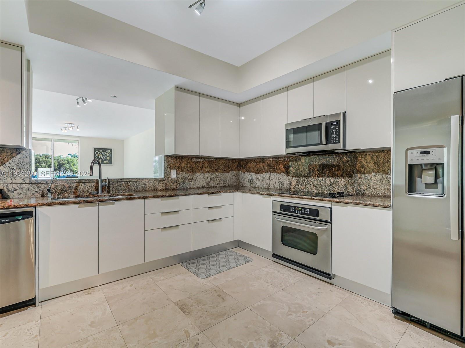 Photo of 3330 190th St  #216, Aventura, Florida, 33180 - 