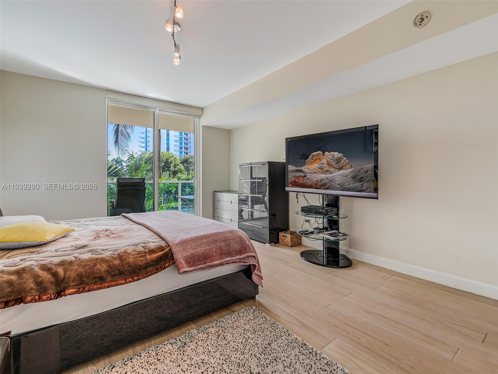 Photo of 3330 190th St  #216, Aventura, Florida, 33180 - 