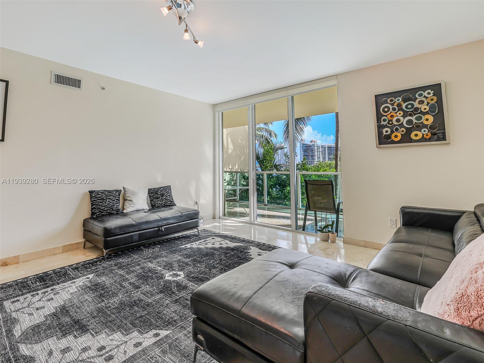 Photo of 3330 190th St  #216, Aventura, Florida, 33180 - 