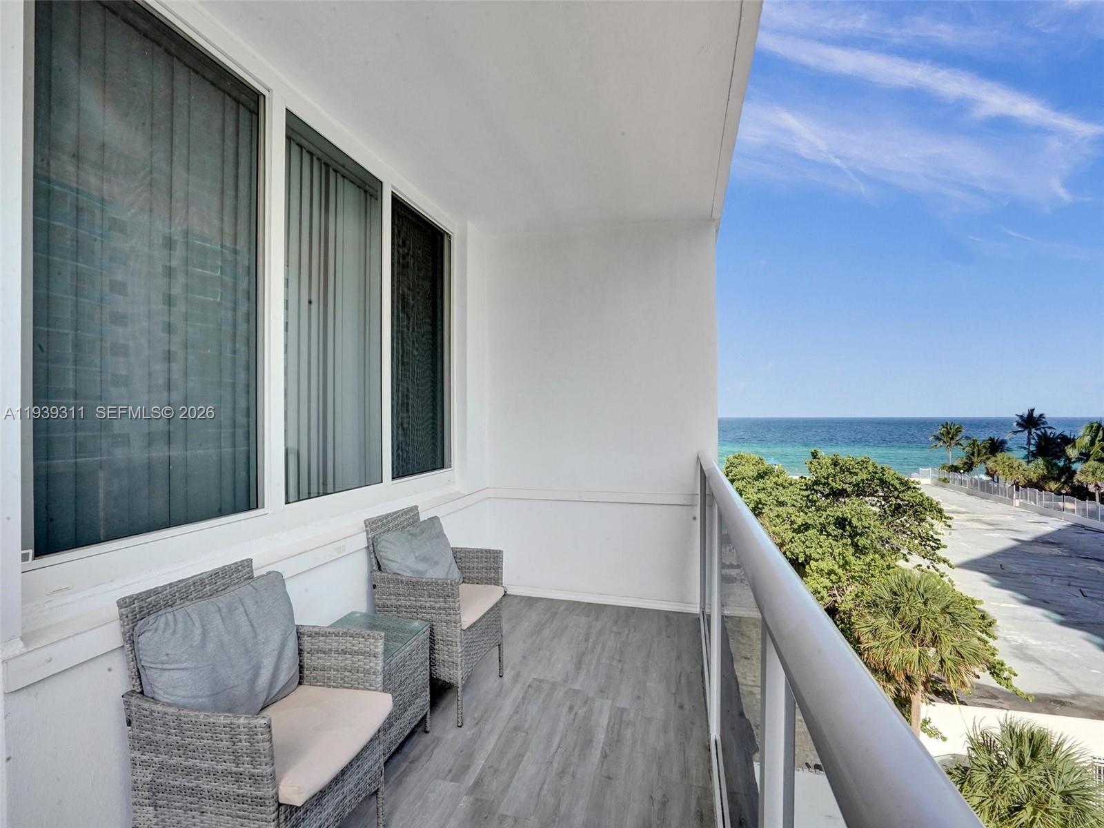 Photo of 3725 Ocean Dr  #520, Hollywood, Florida, 33019 - 
