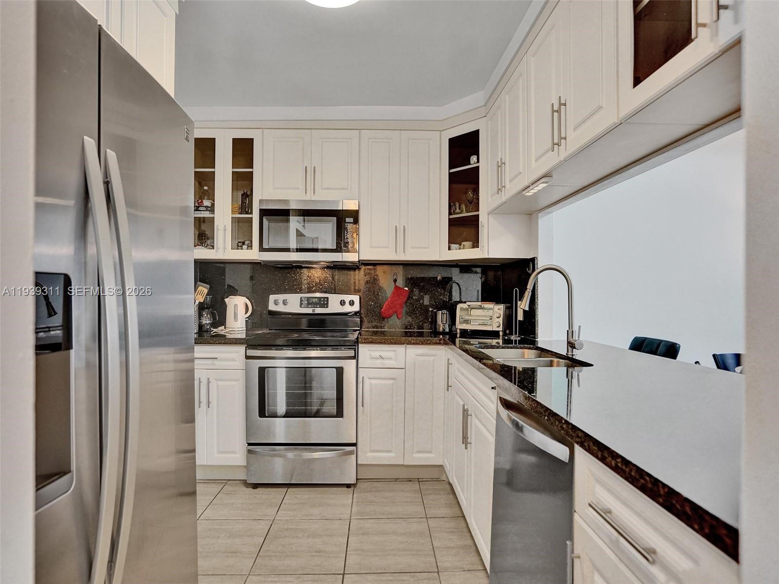 Photo of 3725 Ocean Dr  #520, Hollywood, Florida, 33019 - 