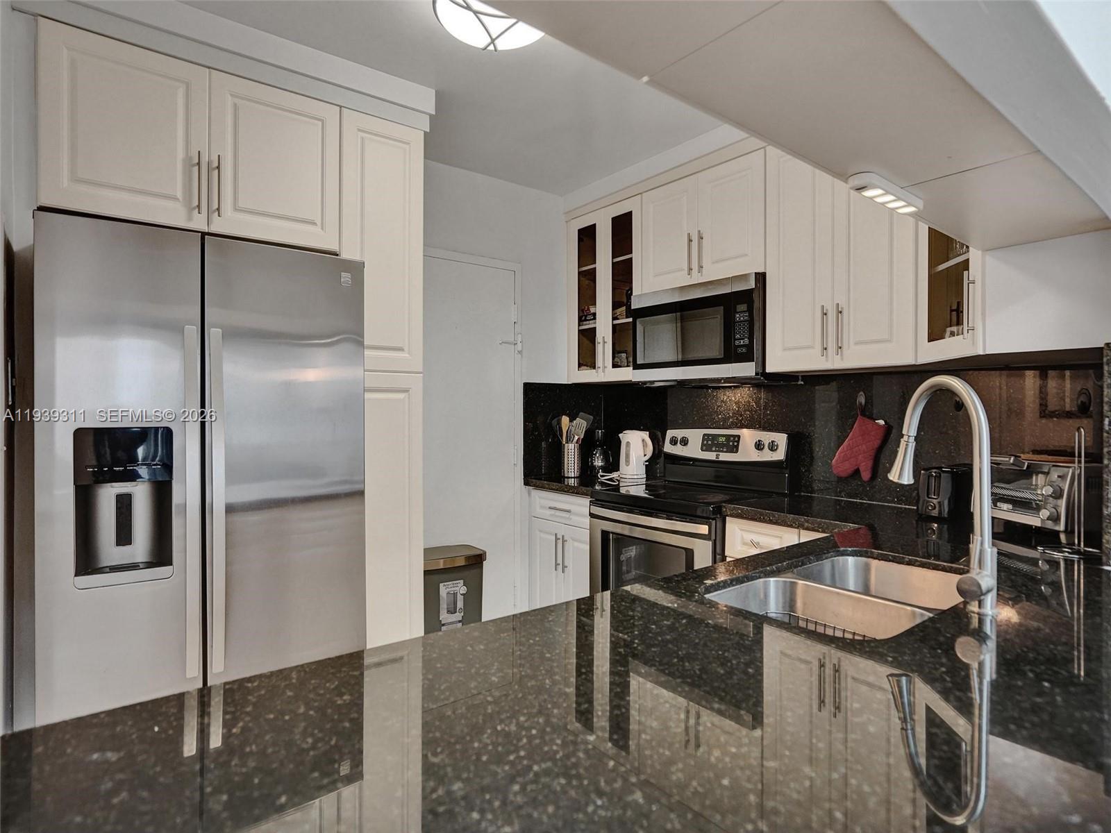 Photo of 3725 Ocean Dr  #520, Hollywood, Florida, 33019 - 